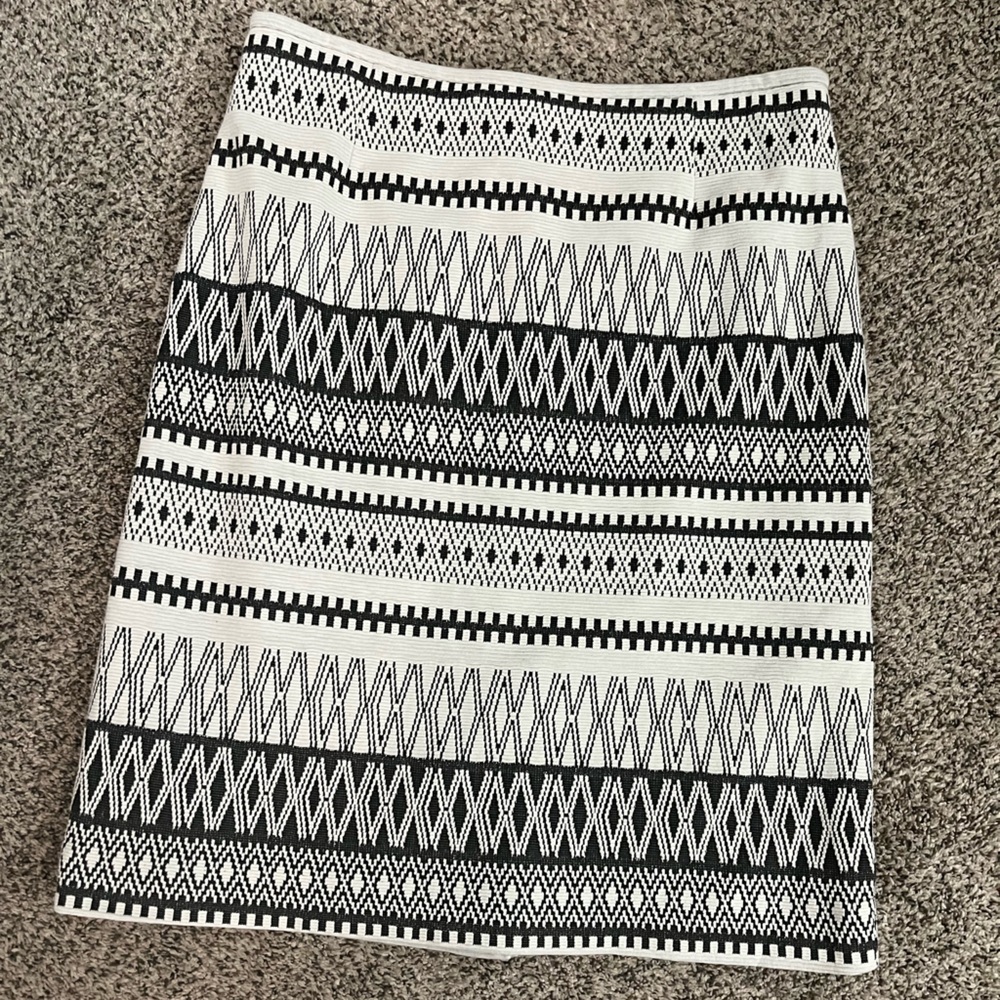 Preston & York Black and White Skirt Size 8